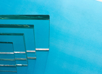 Glass Factory, produce many transparent glass thickness is not equal.