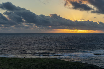 Amanhecer na enseada dos tubarões em Fernando de Noronha