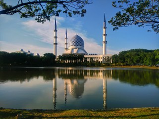 The Sultan Salahuddin Abdul Aziz Shah Mosque is the state mosque of Selangor, Malaysia. It is...