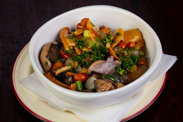 Pickled mushrooms mix