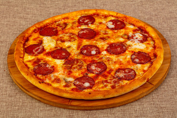 Hit pizza Pepperoni