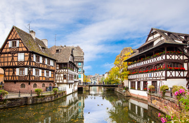 Fototapeta na wymiar La petite france alsace in summer , Strasbourg France