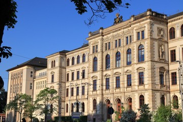Fototapeta na wymiar Chemnitz University of Technology
