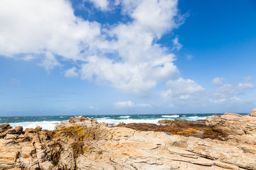 Fototapeta na wymiar The rugged and rocky coast near Cape St Francis, South Africa.