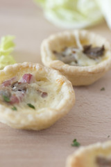 Mini quiches lorraines