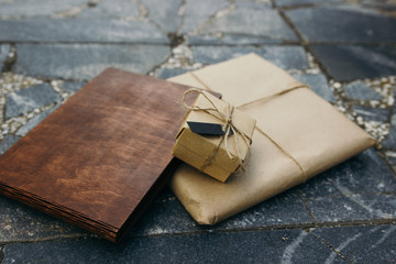 Packing kraft, a gift book, a gift box