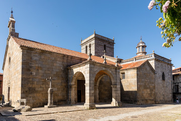 Fototapeta premium Streets and buildings of the town of La Alberca in Salamanca, Spain