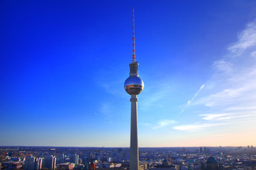 Berlin skyline panorama and Berlin's TV Tower (Fernsehturm) - obrazy, fototapety, plakaty