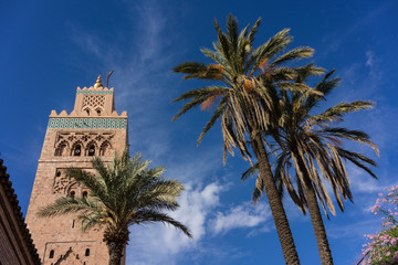 Fototapeta na wymiar famous koutoubia mosque in marrakesh, morocco
