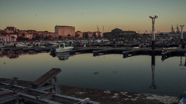 Coucher de soleil sur le port 