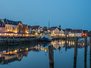 Fototapeta na wymiar Hafenstadt Husum, Nordfriesland