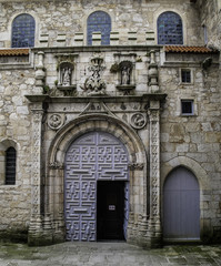 Fototapeta na wymiar Janela e Porta Portas e janelas