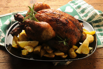 Steikt kjúklingur Asado Pollo arrosto Roast chicken Pečena piletina ft81014485 Pieczony kurczak © Comugnero Silvana