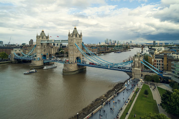 Fototapeta na wymiar London Tower Bridge river walk