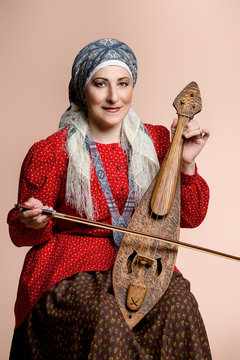 musical grandmother in studio