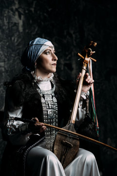 playing an old instrument