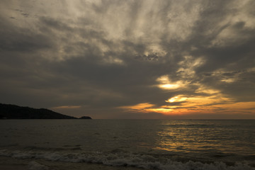 プーケット　パトンビーチの夕日