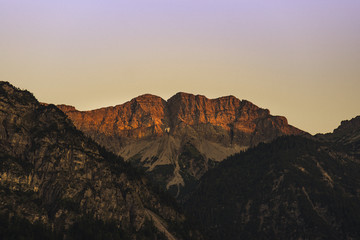Plakat Sunrise over the mountains