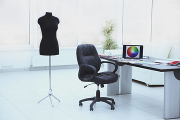 office in the trendy Atelier . individual tailoring