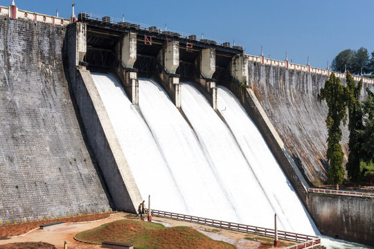 Bhoothathankettu dam and flood Kerala in India