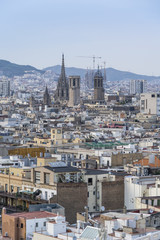 Obraz premium Widoki na niebo z Barcelony z pomnika Columbus Columbus