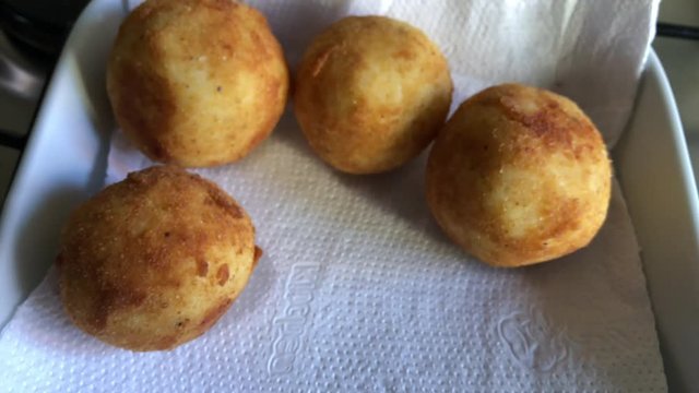 Traditional French boulette de riz