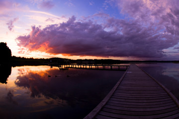 Jezioro kaszuby polska chmury zachód wschód słońca