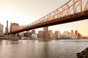 Queensboro Bridge over the East River and Upper East Side, Manhattan, New York City, NY, USA © Jose Luis Stephens