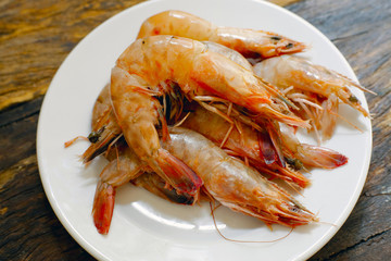 Raw big shrimp on the plate