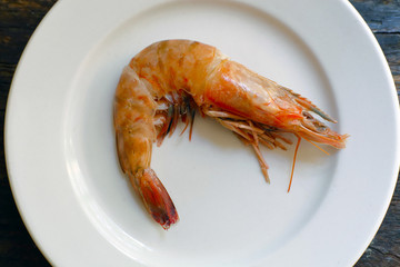 Raw big shrimp on the plate