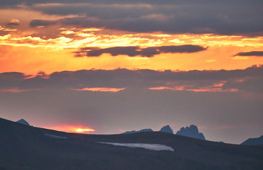 Bright Orange Western Mountain Sunsets