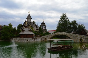 Fototapeta premium landscape on the lake 