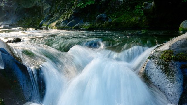 Landschaft bei Nikko, Daiya Flu&szlig; und Wasserf&auml;lle