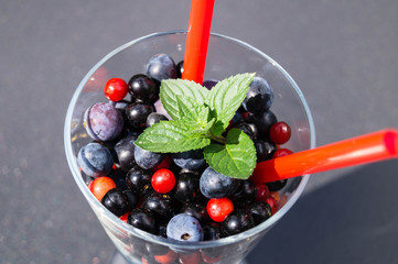 verschiedene Beeren
