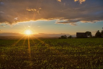 Sonnenuntergang im Herbst