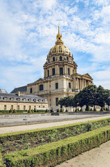 Fototapeta na wymiar Domes les Invalides a famous landmark of Paris during spring sunny day