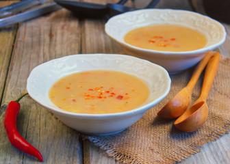 Traditional fresh pea soup in bowls