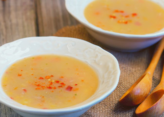 Traditional fresh pea soup in bowls