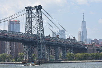 Manhattan tower of the Williamsburg Bridge over the East River 