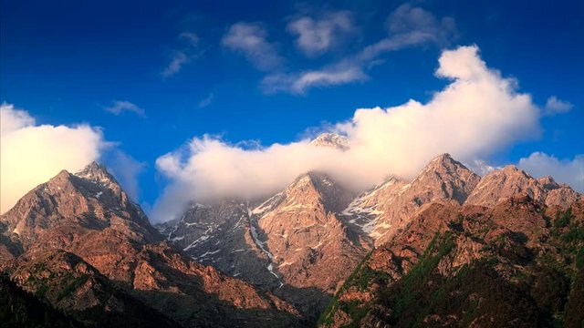 Himalayan cloudscape timelapse