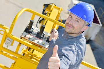 electrician showing the go signal