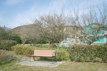 Obraz premium ベンチのある風景 裾野市住宅街