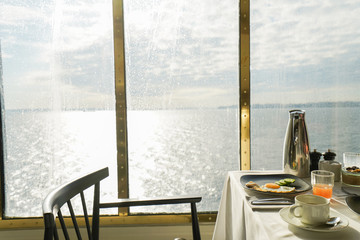 cruising travel image