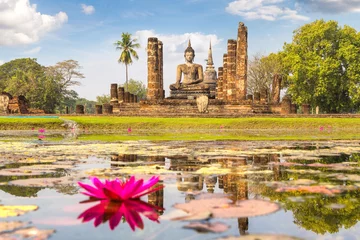 Zelfklevend Fotobehang Sukhothai historical park © Sergii Figurnyi