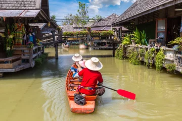 Gordijnen Drijvende markt in Pattaya © Sergii Figurnyi