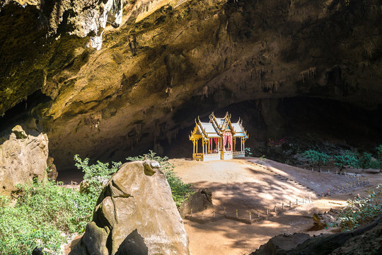 Royal pavilion in Phraya Nakorn cave