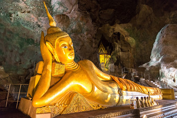 Wat Tham Suwankhuha Temple