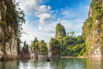 Fototapeta na wymiar Cheow Lan lake in Thailand