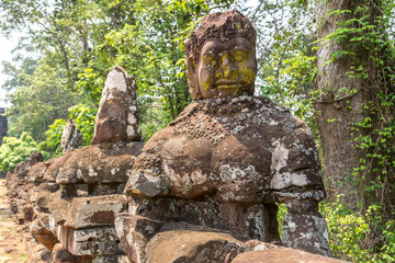 Fototapeta na wymiar Sculptures in the Gate of Angkor Wat