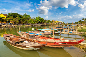 Fototapeta na wymiar Traditional boats in Hoi An, Vietnam